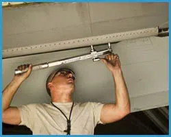 United Garage Door St Petersburg, FL 727-345-3366 United Garage Door St Petersburg, FL 727-345-3366 - sidebar-door-install-15-05m